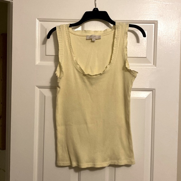LOft ribbed ruffle tank size medium color butter - Picture 1 of 2